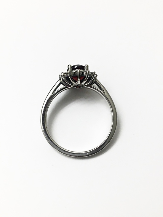 10K Gold Ring, Garnet and Diamond Halo Ring - Picture 3 of 4